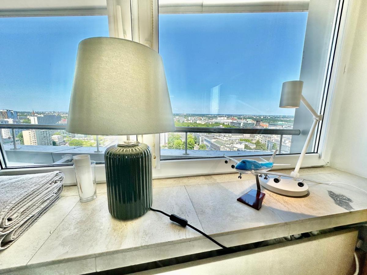 Sun Clima/Ac Metro X2 Fast Wifi 500 Mbs 70'Tv Netflix Appletv Hbo Daire Varşova Dış mekan fotoğraf